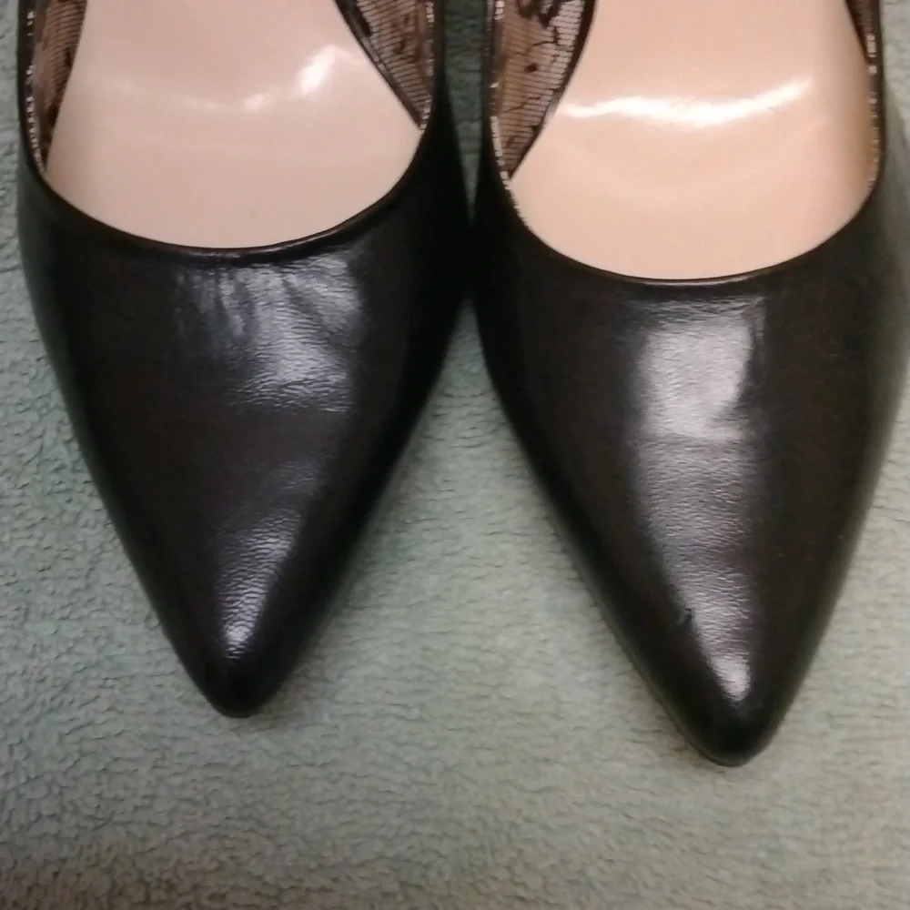 Nine & Company Leather Pumps size 9.5